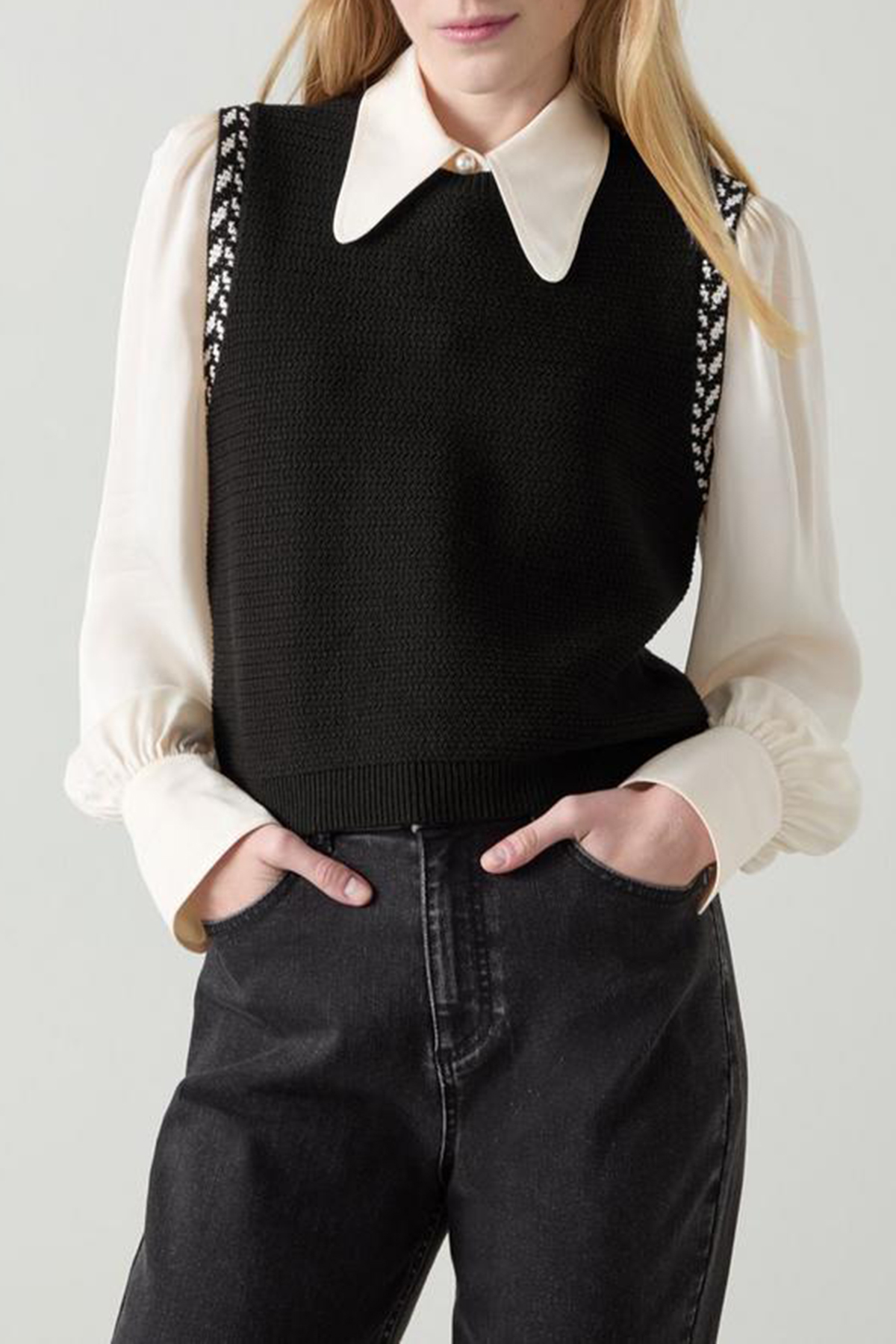 Black Cream Sleeveless Tank Knitted Top - notariosoax