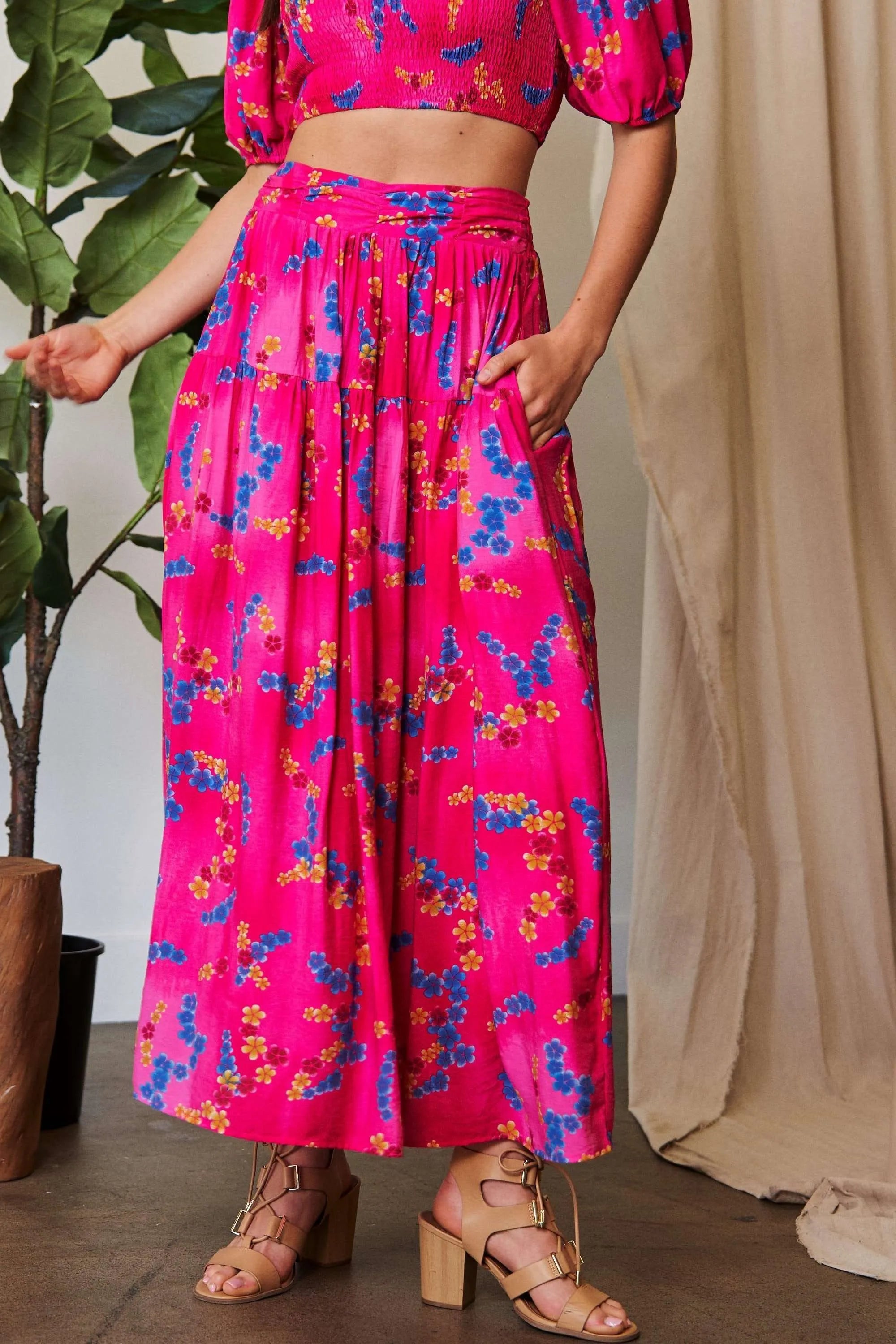 And Printed Smocking Waistband Ruffled Maxi Skirt - notariosoax