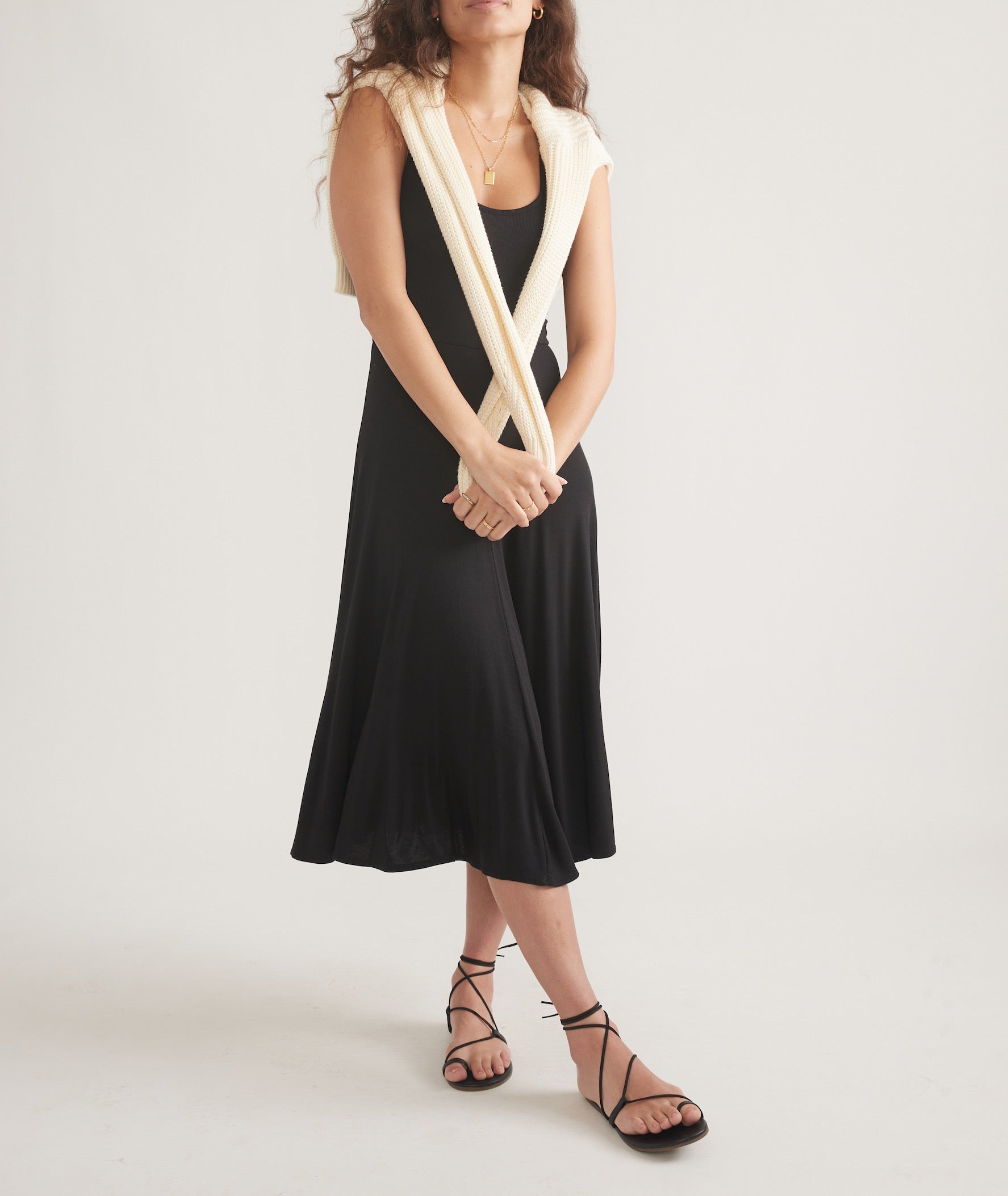 Black Sleeveless A-Line Midi Dress - notariosoax