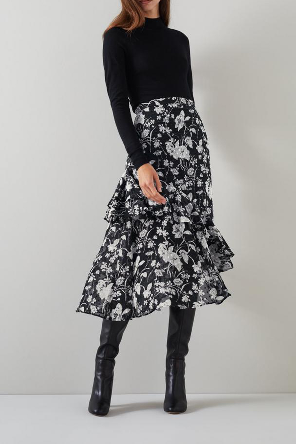 Black Cream Floral Print Tiered Midi Skirt - notariosoax