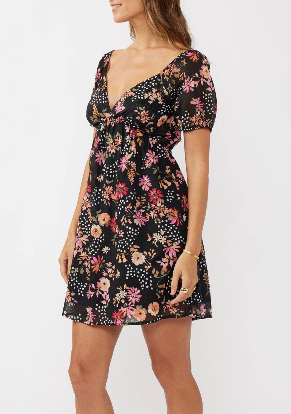 Cutout Back Short Sleeve Dress - notariosoax