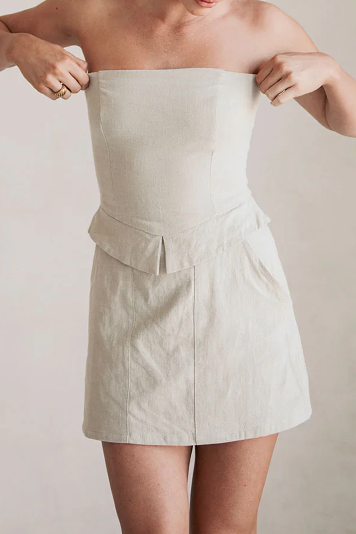 Strapless Structured Mini Dress - notariosoax