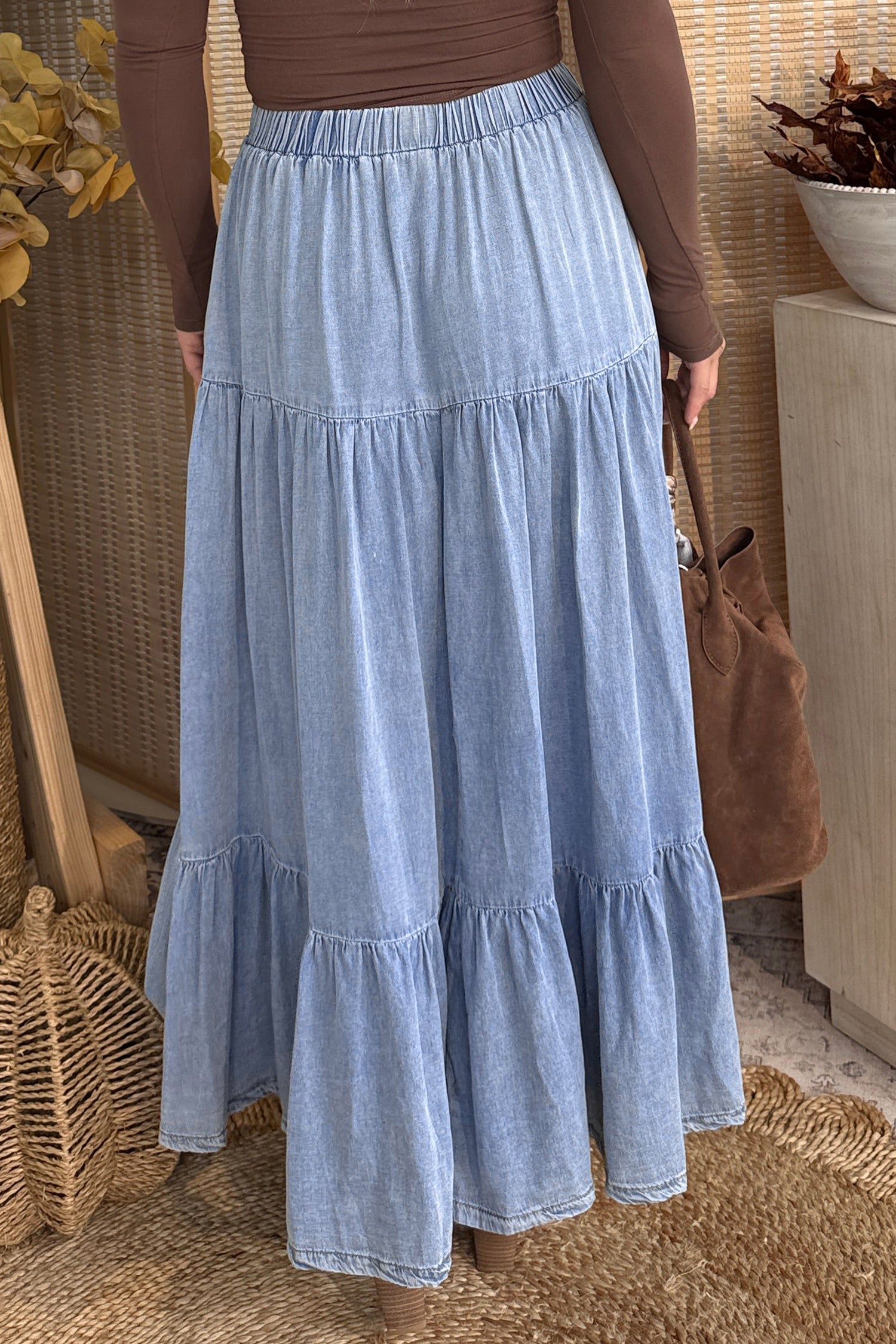 Sleek Flared Ruffle Trim Detail Skirt - notariosoax