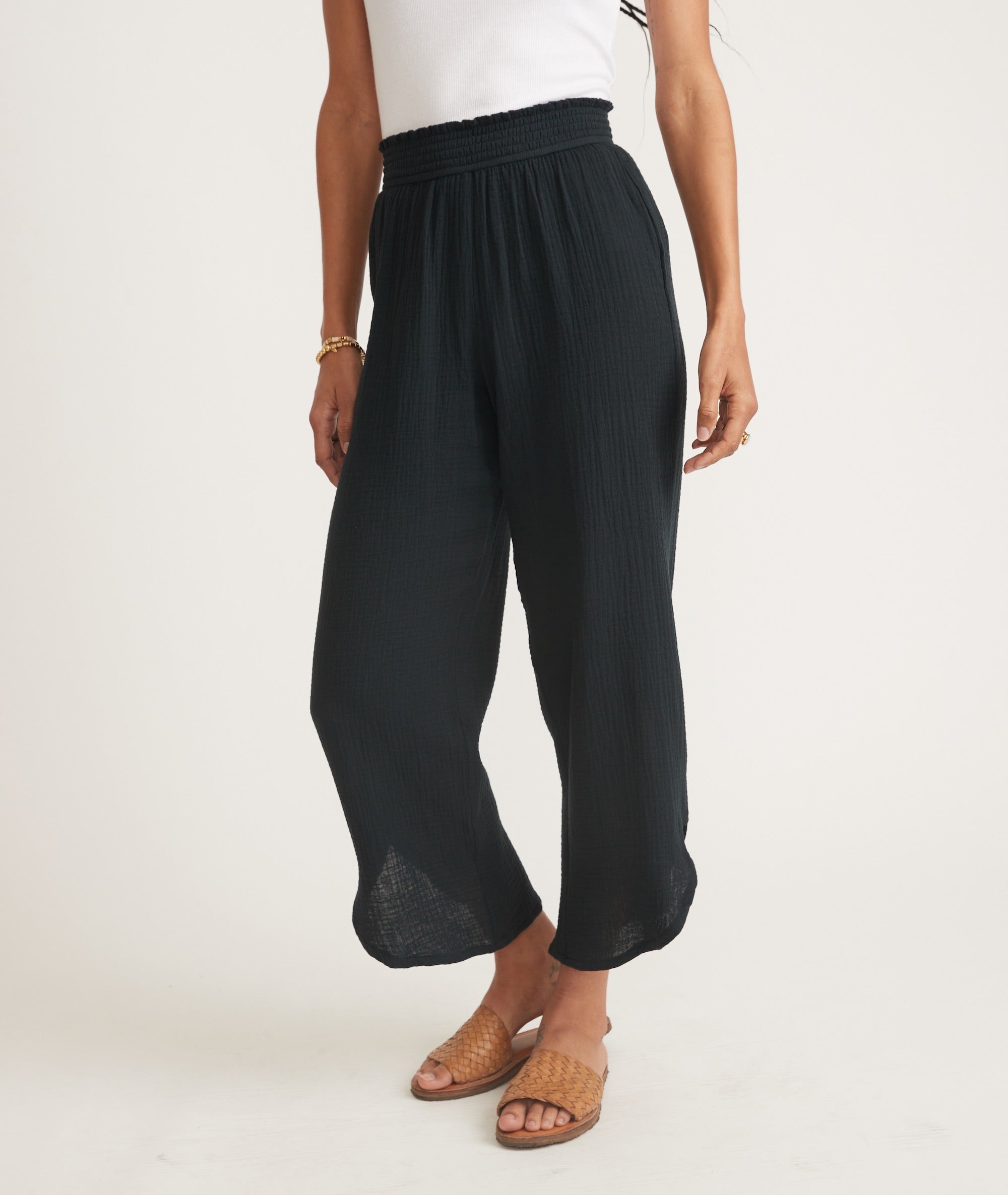 Black Elastic-Waist Trousers - notariosoax